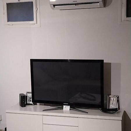 Maison Quai De La Fontaine Plus Parking Ним Екстериор снимка