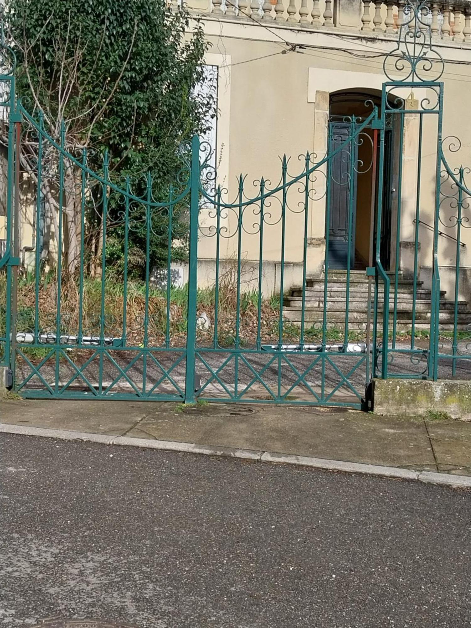 Maison Quai De La Fontaine Plus Parking Ним Екстериор снимка
